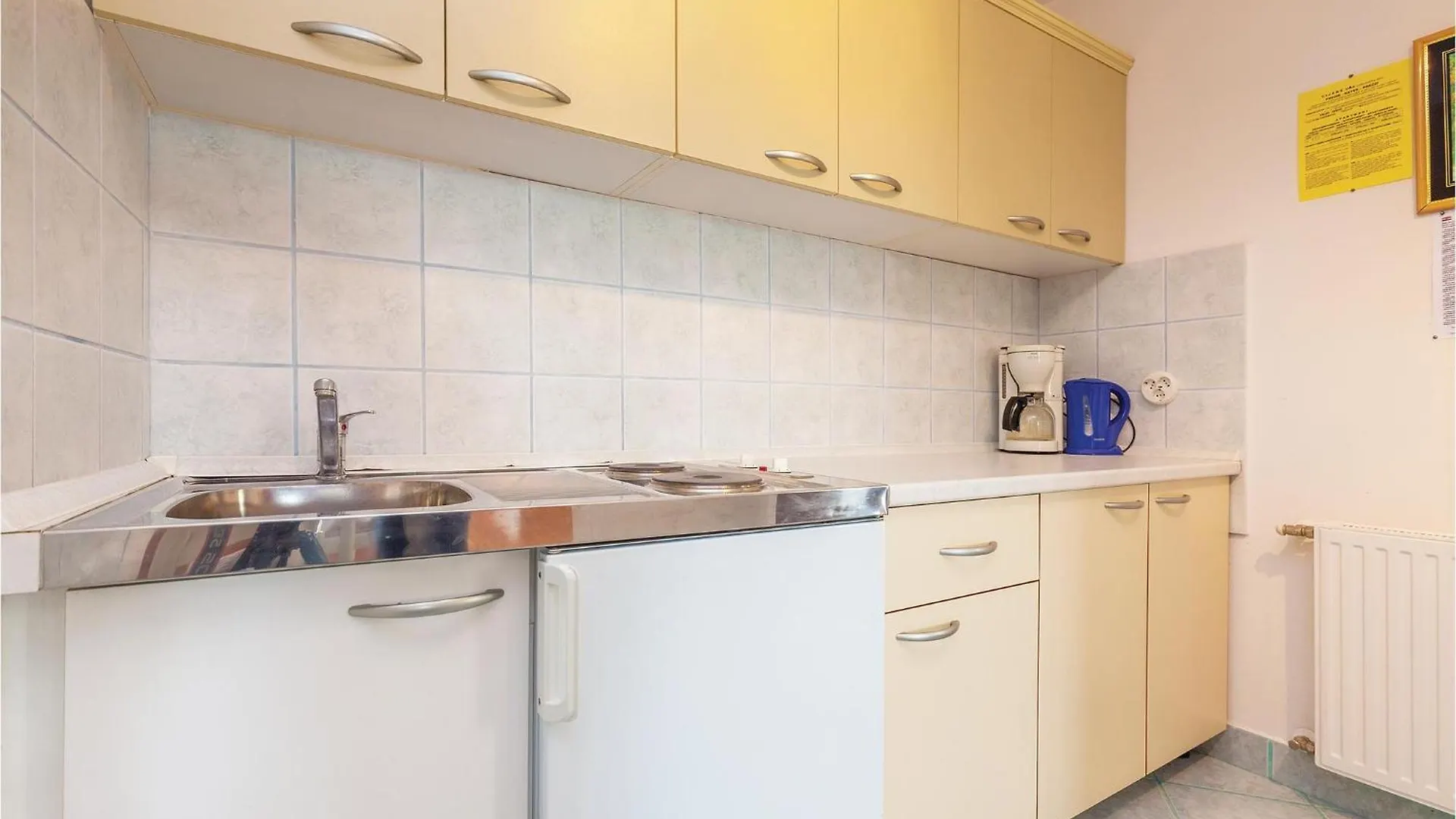 Stunning Apartment In Crikvenica With Wifi 0*,
